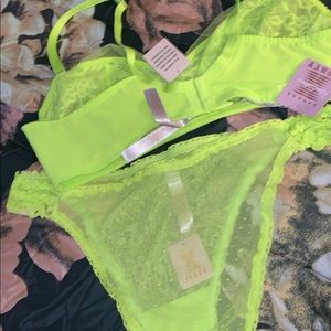 Brand new SavageXFenty set